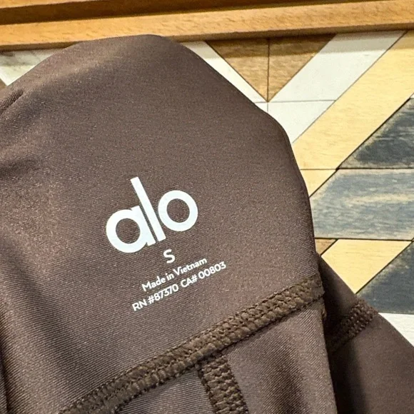 ALO Yoga 7/8 High-Waist Airlift Legging + Corset Bra Set Espresso Brown sz Small - Picture 9 of 9